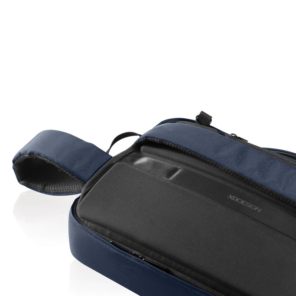 P705.925__B_12-3dsvHf