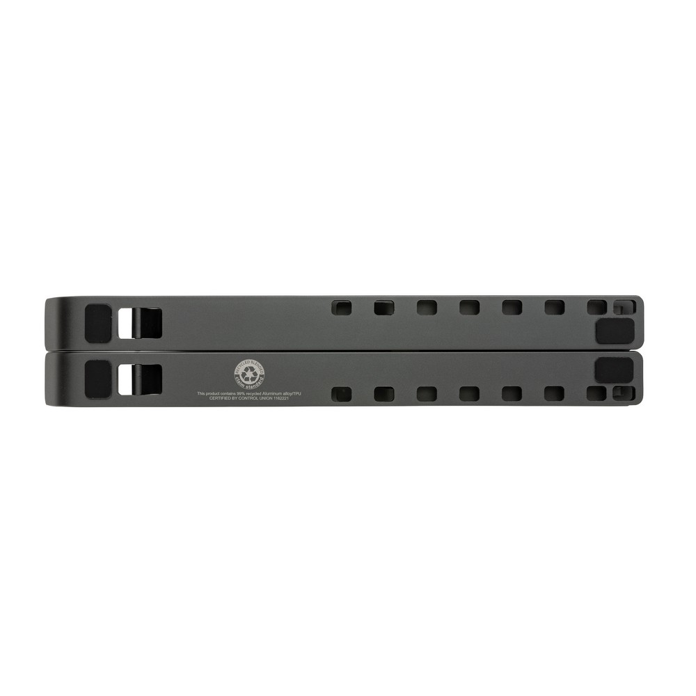 P301.652__B_7-aXiRhw