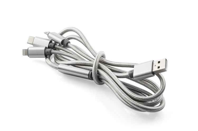 Kabel USB 3 w 1 TALA Kabel 3 w 1 TALA to połączenie nowoczesności z nietuzinkowym designem. Wyposażony w trzy końcówki- USB typu C, micro USB oraz dla iPhoneów 5 i nowszych, szybko naładuje urządzenie. 
Kabel typu USB 2.0, 5V/2.5A. Tylko do ładowania.