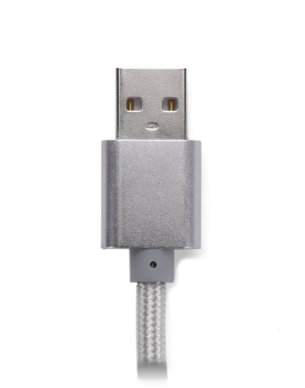 Kabel USB 3 w 1 TALA Kabel 3 w 1 TALA to połączenie nowoczesności z nietuzinkowym designem. Wyposażony w trzy końcówki- USB typu C, micro USB oraz dla iPhoneów 5 i nowszych, szybko naładuje urządzenie. 
Kabel typu USB 2.0, 5V/2.5A. Tylko do ładowania.