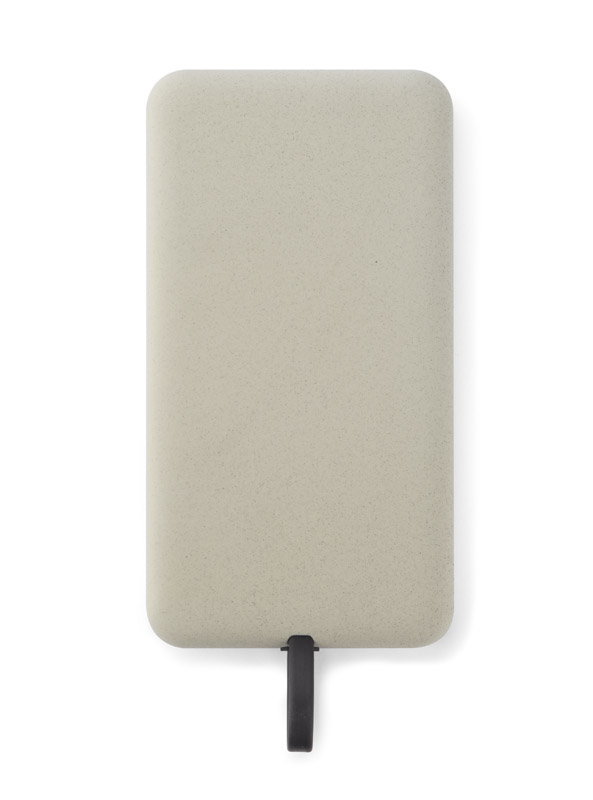 Power bank STICKY 4000 mAh 

STICKY to niezwykle praktyczny power bank o pojemności 4 000 mAh. Wbudowany kabel z wtykiem micro USB pozwoli na ładowanie urządzeń mobilnych bez konieczności używania dodatkowego kabla. Do zestawu dołączony jest także adapter IPhone. Dodatkowym atutem jest umieszczona z tyłu taśma pozwalająca na wielokrotne przymocowanie power banka do ładowanego urządzenia (do gładkich powierzchni) bez zostawiania na nich żadnych śladów. Obudowa została wykonana z ciekawego tworzywa przypominającego w dotyku zamsz. Produkt jest zgodny z odpowiednimi dyrektywami Unii Europejskiej, posiada znak CE oraz 1 rok gwarancji. 
 
Dane techniczne: 
- wejście: 5 V /  1 A (wtyczka USB)
- wyjście: 5 V / 1 A (wtyczka micro USB / iPhone)
- pojemność baterii: 4000 mAh