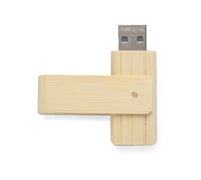 Pamięć USB bambusowa TWISTER 16 GB Dobrze znany model pamięci TWISTER w eko wydaniu. Obudowa w całości wykonana z bambusa, pamięć USB o pojemności 16 GB. Standard USB: 2.0; szybkość zapisu: 4,5 MB/s; szybkość odczytu: 12 MB/s. Pamięć USB objęta jest 5 letnią gwarancją producenta oraz posiada certyfikat CE.