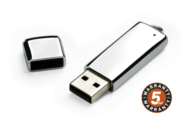 Pamięć USB VERONA 16 GB Wykonana z chromowanego metalu, przenośna pamięć USB o pojemności 16 GB, idealnie nadaje się upominek reklamowy. Na pamięci wykonujemy znakowanie metodą graweru. Standard USB: 2.0; szybkość zapisu: 5 MB/s; szybkość odczytu: 18 MB/s. Pamięć USB objęta jest 5 letnią gwarancją producenta oraz posiada certyfikat CE. 