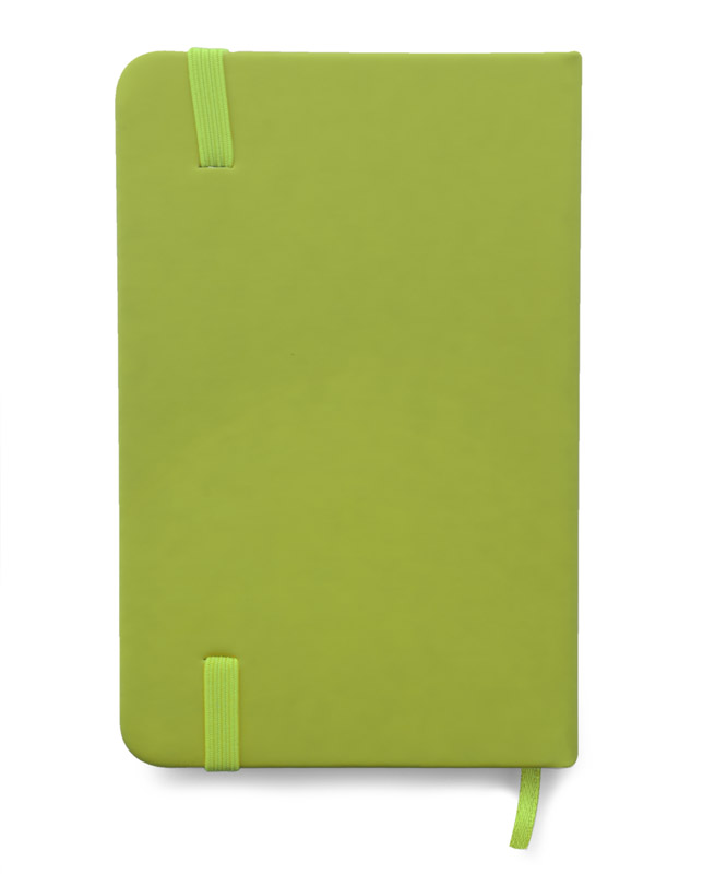 Notes VITAL A6 Gustowny notes A6 z kolorową gumką wykonany z ekoskóry PU. Notes zawiera 80 kartek ecru w linie koloru pomarańczowego. Logo nadrukujemy na okładce.