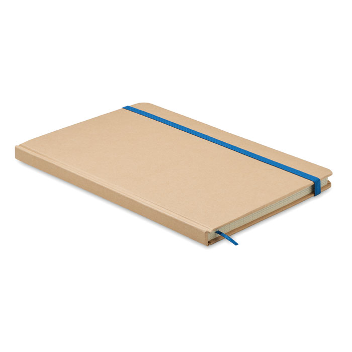 Zeszyt A5 z recyklingu Zeszyt, notes A5 z twardą okładką z kartonu z recyklingu. 160 stron w kratkę z papieru recyklingu (80 kartek). Elastyczna opaska zamykająca, tasiemka do oznaczania stron.