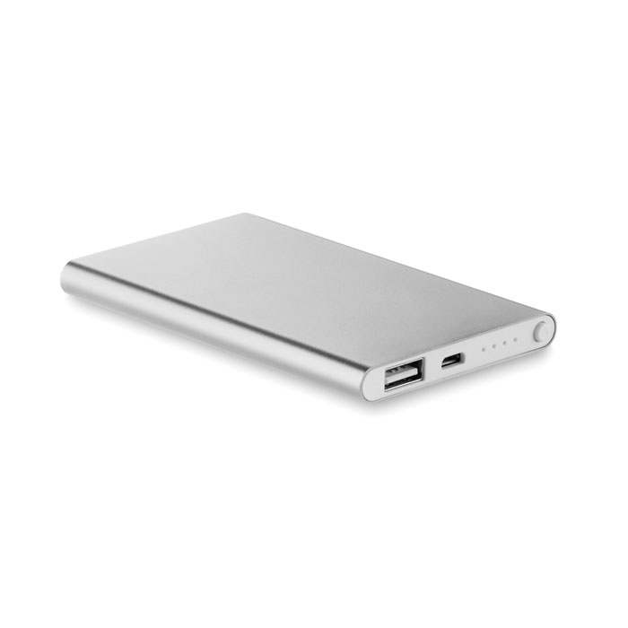 Płaski Powerbank 4000mAh Power bank 4000 mAh z aluminium pochodzącego z recyklingu. Pojemność do smartfonów, prąd wyjściowy DC5V/1A. Zawiera lampkę kontrolną i kabel USB z wtyczką micro USB.