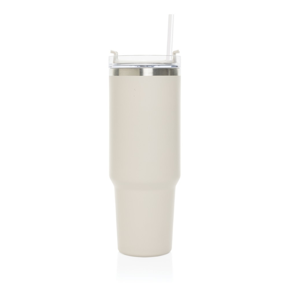 Kubek termiczny 1200 ml Stadley Kubek termiczny 1200 ml, podwójne ścianki z próżnią pomiędzy dzięki czemu kubek posiada funkcję termosu, posiada słomkę i szeroki otwór do picia, wykonany z materiałów z recyklingu, całkowita zawartość materiałów z recyklingu obliczona na podstawie wagi całkowitej produktu: 29%
