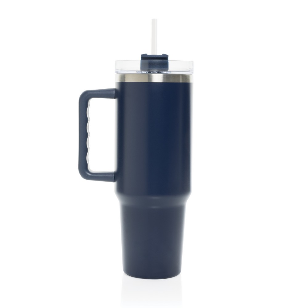 Kubek termiczny 1200 ml Stadley Kubek termiczny 1200 ml, podwójne ścianki z próżnią pomiędzy dzięki czemu kubek posiada funkcję termosu, posiada słomkę i szeroki otwór do picia, wykonany z materiałów z recyklingu, całkowita zawartość materiałów z recyklingu obliczona na podstawie wagi całkowitej produktu: 29%