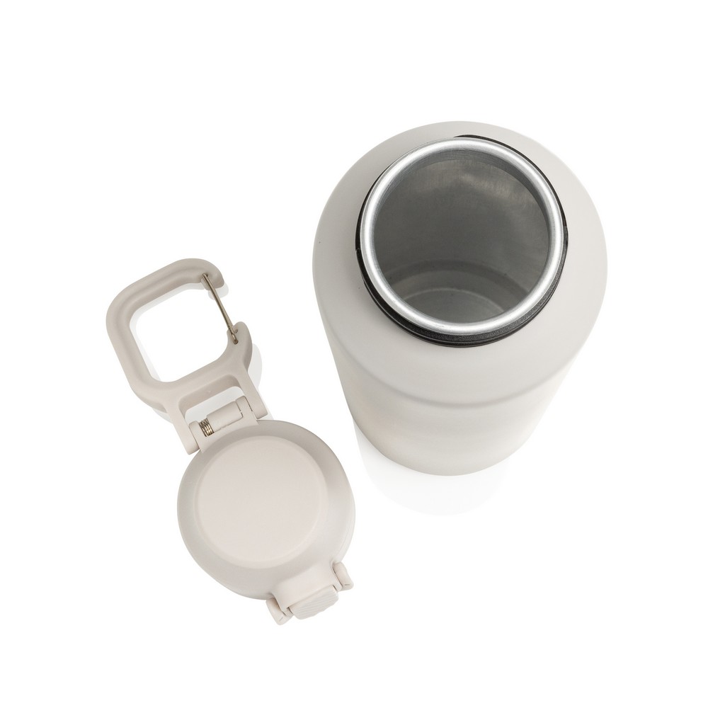 Butelka sportowa 600 ml Via Butelka sportowa 600 ml, nie wymaga obsługi oburącz, wykonana z materiałów z recyklingu, całkowita zawartość materiałów z recyklingu obliczona na podstawie wagi całkowitej produktu: 73%