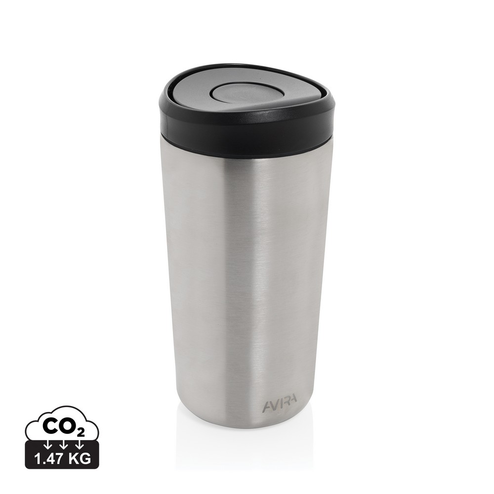 Kubek termiczny 400 ml Avira Alix Kubek termiczny 400 ml, nie wymaga obsługi oburącz, wykonany z materiałów z recyklingu, całkowita zawartość materiałów z recyklingu obliczona na podstawie wagi całkowitej produktu: 66%