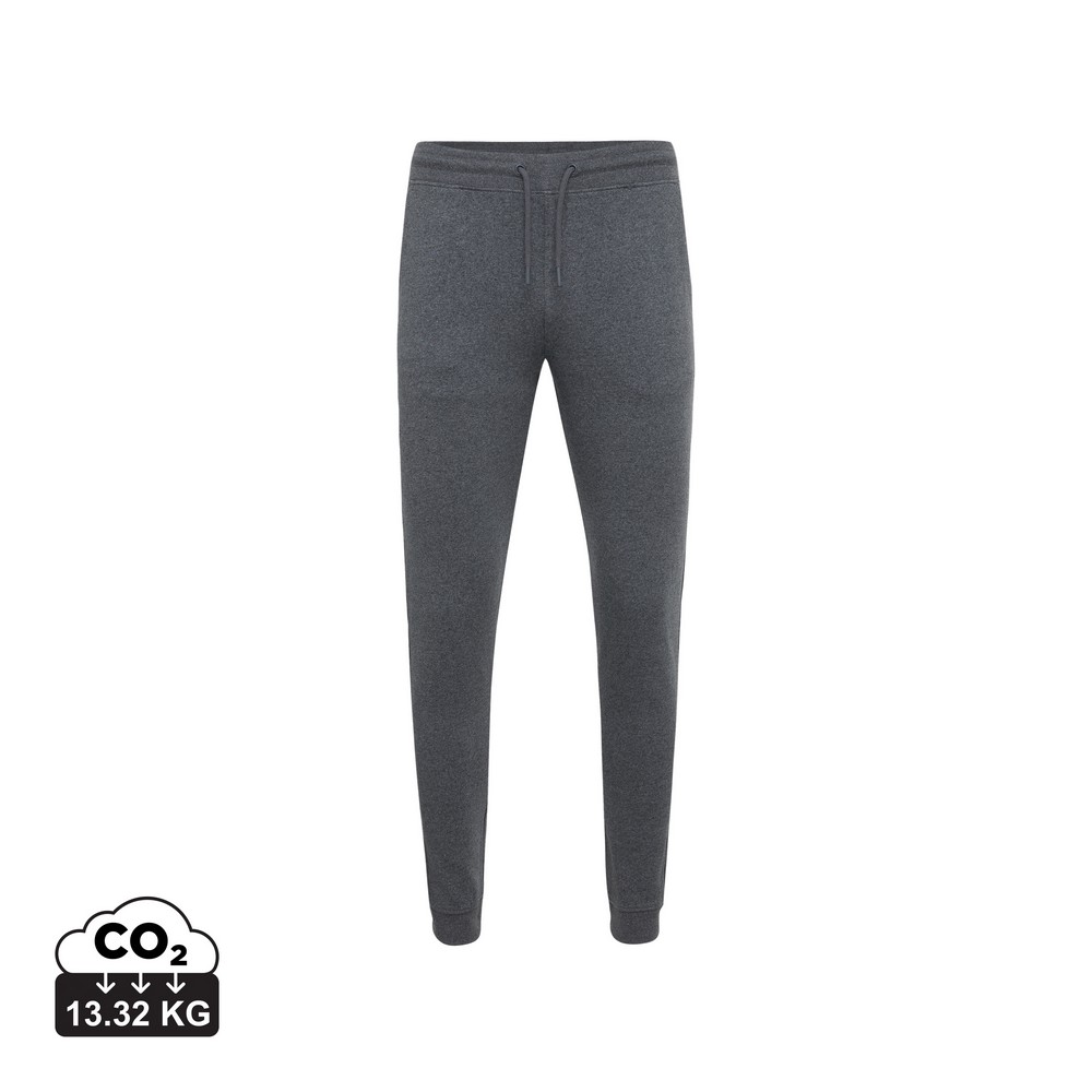 Spodnie dresowe z bawełny z recyklingu Iqoniq Cooper Spodnie dresowe, unisex, regularny krój, splot Brushed Sweat, sznurki w pasie, miękkie i komfortowe, wykonane w 50% z bawełny z recyklingu i w 50% z bawełny organicznej o gramaturze 340 g/m2, bez dodatku poliestru, posiada wbudowany znacznik AWARE™, który potwierdza wykorzystanie materiałów z recyklingu, posiada kod QR na metce, który prowadzi do cyfrowego paszportu produktu, 2% wpływów z każdego sprzedanego produktu z kolekcji Impact jest przekazywane na rzecz Water.org