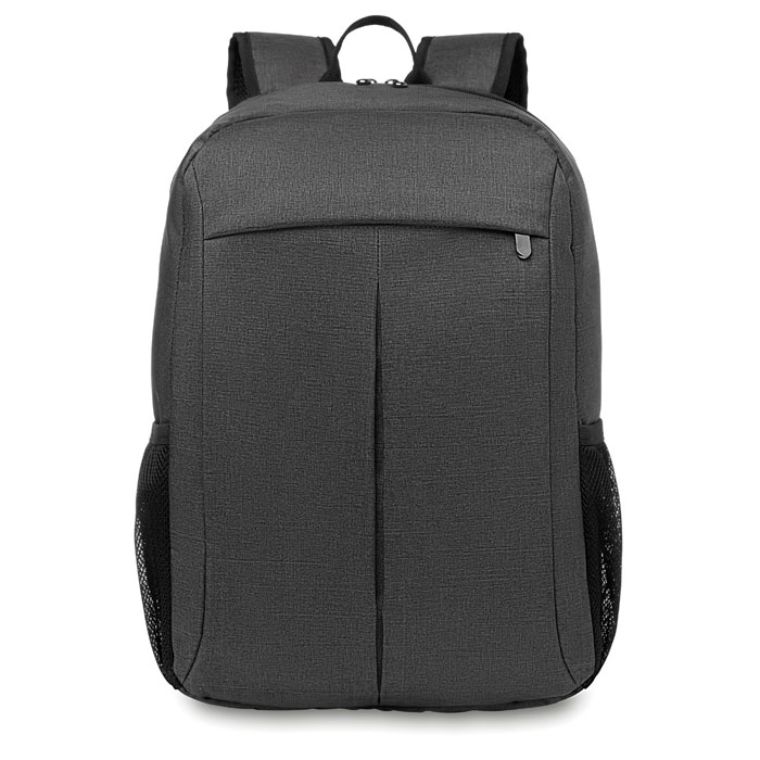 Plecak na laptop Plecak z poliestru 360D na laptop 15''. Zawiera wewnętrzną kieszeń na laptopa 15’’ i jedną przednią zamykaną na suwak. Wyściełany tył oraz paski na ramiona. Kieszeń na tablet.