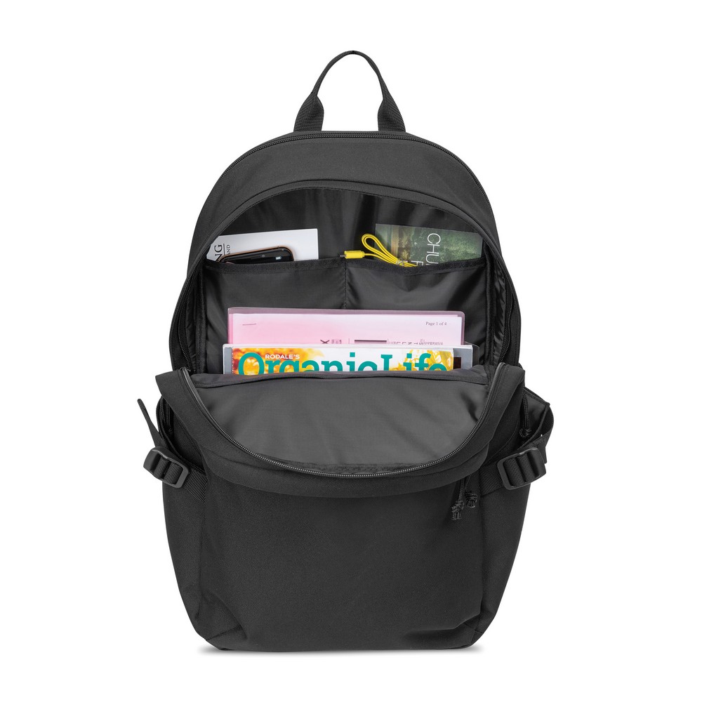 Plecak na laptopa 15" Renew AWARE™ RPET Plecak na laptopa 15”, przestronna przegroda główna z kieszeniami wewnątrz, kieszenie z przodu oraz po bokach, zintegrowany brelok do kluczy, miękkie i regulowane paski na ramiona, wykonany z RPET, dzięki zastosowaniu technologii śledzącej AWARE™ wykorzystane materiały, są identyfikowalne z pochodzenia oraz wyprodukowane zostały zgodnie z ideą zrównoważonego rozwoju