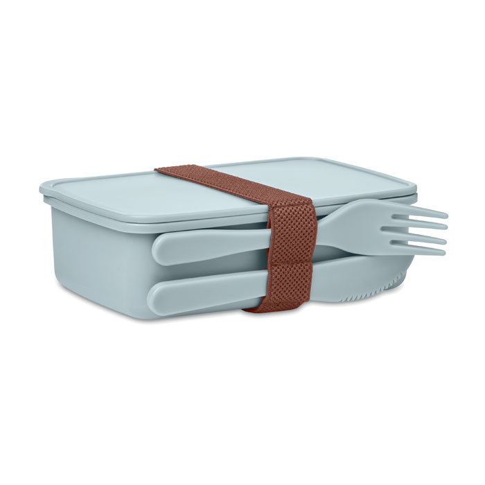 Lunchbox ze sztućcami Lunchbox z 1 komorą, zawiera sztućce. Wykonany z PP.