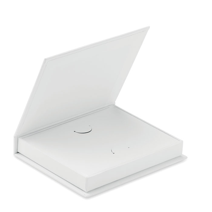 Pudełko na karty upominkowe Pudełko na kartę podarunkową z magnetycznym zamknięciem, wykonane z papieru typu kraft. 120 gr/m².