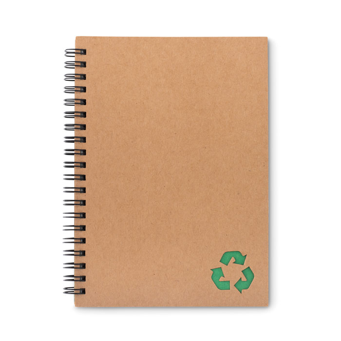 Notatnik z papieru mineralnego Notatnik z okładką z kartonu z recyklingu. Podwójna spirala. 140 stron w linie z papieru mineralnego (70 arkuszy). Papier mineralny jest wykonany z węglanu wapnia i HDPE (żywicy polietylenowej) stosowanej jako spoiwo. Jest wodoodporny i odporny na tłuszcz.