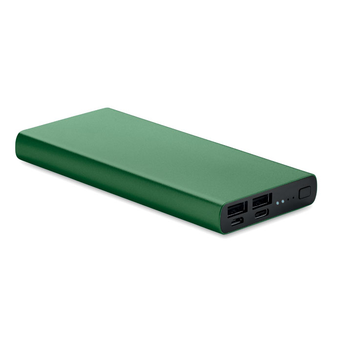 Power bank 10000 mAh Power bank 10000 mAh z aluminium pochodzącego z recyklingu. Pojemność do smartfonów, prąd wyjściowy DC5V/1A i DC5V/2A. Zawiera lampkę kontrolną i kabel USB z wtyczką micro USB. Obsługuje technologię szybkiego ładowania (18 W). Wejście/wyjście: Typ-C. Obsługa Power Delivery (PD) do ładowania najnowszego laptopa MacPro®.